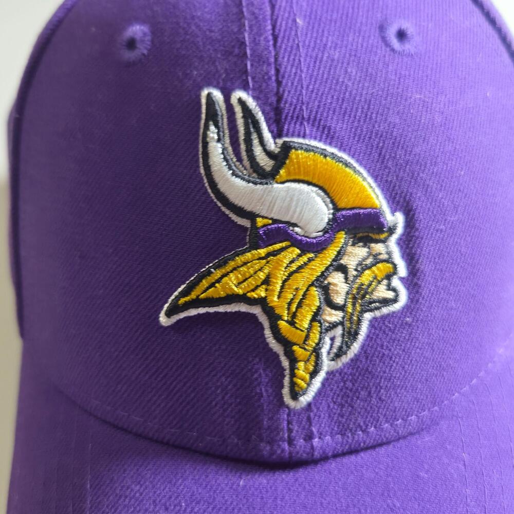 Minnesota Vikings Hat Cap Mens One Size Purple NFL Strap Back New Era 9FORTY